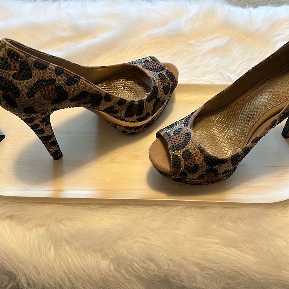 Gianni Bini jeweled leopard print peep toe heels